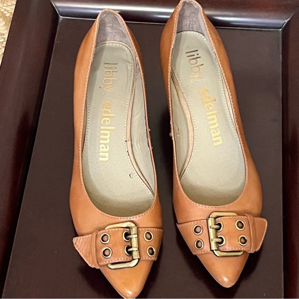 Libby Edelman Women’s Leather Pumps Buckle size 8.5